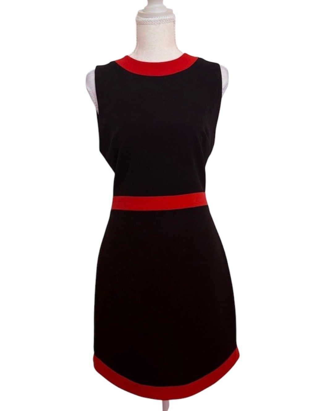 Alice + Olivia Black and Red Mini Sleveless  Dress - Like New - Size 8